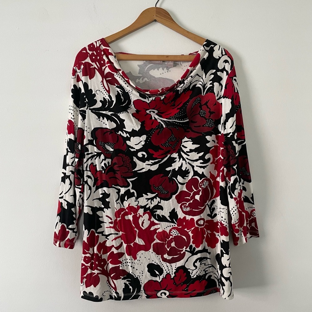 Chicos Black Red White Floral Print Cowl Neck 3/4 Sleeve Top Size 2 Large